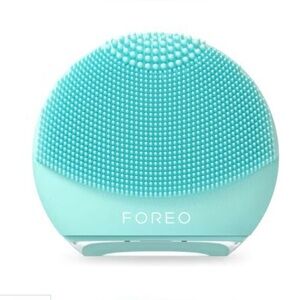 NWT FOREO Luna 4 Play Smart